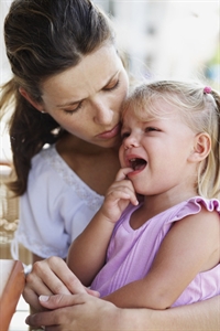 Fever and chills in a toddler having frequent wetting episodes