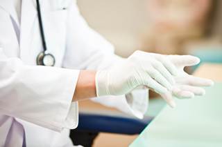 C. diff spores common on healthcare workers' hands C. diff spores common on healthcare workers' hands