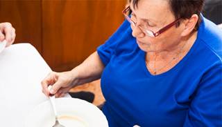 Behavioral weight-loss program may reduce hot flashes Behavioral weight-loss program may reduce hot flashes