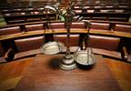 Florida attorney general defends state's medical malpractice limits Florida attorney general defends state's medical malpractice limits