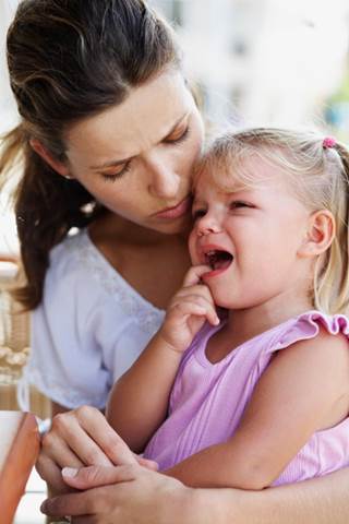 Fever and chills in a toddler having frequent wetting episodes Fever and chills in a toddler having frequent wetting episodes