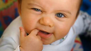 Teething pain relievers dangerous for babies Teething pain relievers dangerous for babies