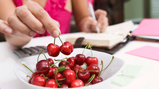 Weight loss greater with food journals Weight loss greater with food journals