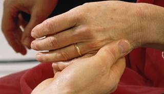 Inpatients and outpatients with advanced cancer should receive palliative care services concurrent with active treatment. Inpatients and outpatients with advanced cancer should receive palliative care services concurrent with active treatment.