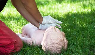 The IOM supports making CPR a graduation requirement for all middle and high school students. The IOM supports making CPR a graduation requirement for all middle and high school students.
