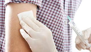 Retail clinics offer new opportunities to vaccinate Retail clinics offer new opportunities to vaccinate