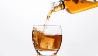 Alcohol-use ups risk for advanced hepatic fibrosis in HIV Alcohol-use ups risk for advanced hepatic fibrosis in HIV