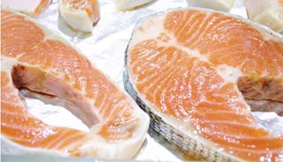 Fish oil, vitamin D may offer psoriasis relief Fish oil, vitamin D may offer psoriasis relief