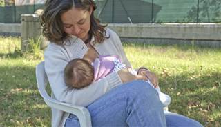 Breastfeeding, delaying gluten won't decrease an infant's risk of celiac disease Breastfeeding, delaying gluten won't decrease an infant's risk of celiac disease