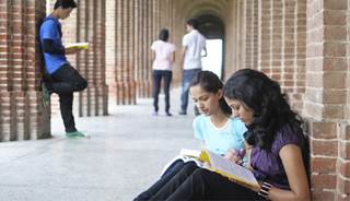 Many colleges lack resources to care for students with chronic health conditions Many colleges lack resources to care for students with chronic health conditions