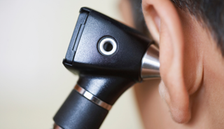 HIV-positive patients had worse higher- and lower-frequency hearing HIV-positive patients had worse higher- and lower-frequency hearing