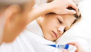 Between 2004 and 2013, 640,161 children aged 6 and younger were seen in emergency departments for ingesting drugs. Between 2004 and 2013, 640,161 children aged 6 and younger were seen in emergency departments for ingesting drugs.