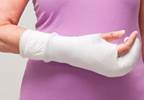 In menopausal women, SSRIs increase fracture risk In menopausal women, SSRIs increase fracture risk