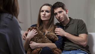 Early pregnancy loss is common, but it can be an isolating experience for couples. Early pregnancy loss is common, but it can be an isolating experience for couples.