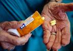 Use of potentially lethal drug combinations increases in the elderly Use of potentially lethal drug combinations increases in the elderly