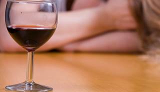 An automated telephone call prior to a primary care visit can encourage patients to discuss their alcohol consumption. An automated telephone call prior to a primary care visit can encourage patients to discuss their alcohol consumption.