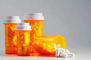 Mood stabilizer treatment and adjunctive atypical antipsychotic therapy is associated with a lower rate of rehospitalization. Mood stabilizer treatment and adjunctive atypical antipsychotic therapy is associated with a lower rate of rehospitalization.