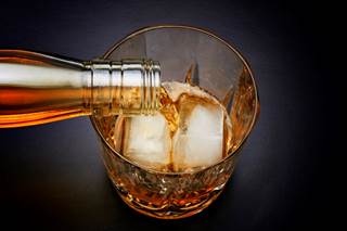 Patients with psoriasis who died from alcohol-related causes were on average 3 years younger vs those without psoriasis who died from these causes. Patients with psoriasis who died from alcohol-related causes were on average 3 years younger vs those without psoriasis who died from these causes.