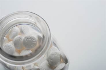 Aspirin, Anticoagulants Similarly Prevent VTE After TKA Aspirin, Anticoagulants Similarly Prevent VTE After TKA