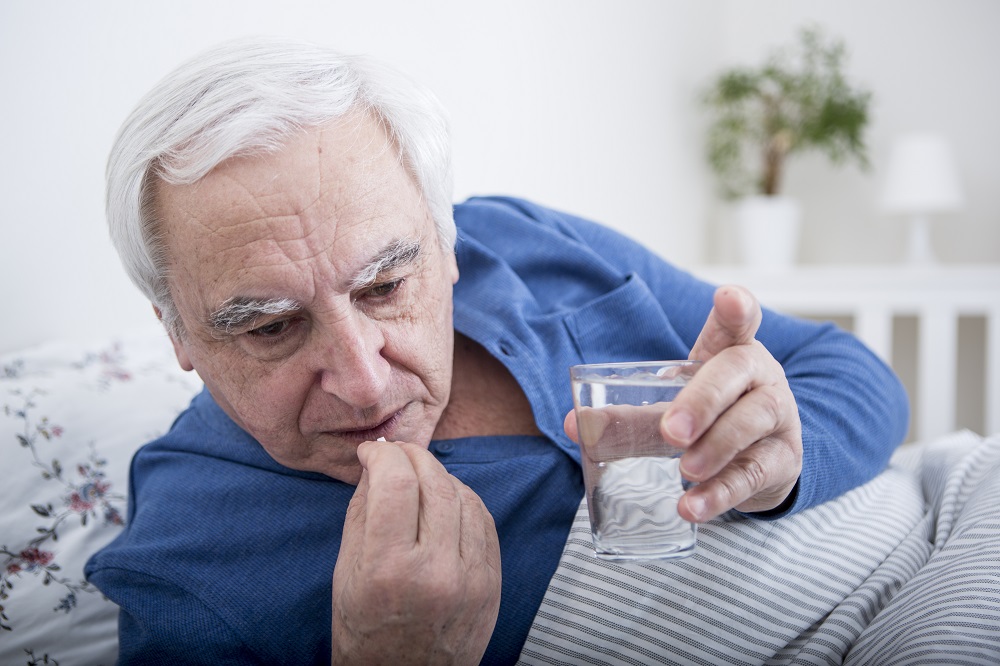 certain-medication-use-associated-with-dry-mouth-in-older-adults-the