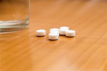 Acetaminophen use increased between 2011-2016 cold/flu seasons Acetaminophen use increased between 2011-2016 cold/flu seasons