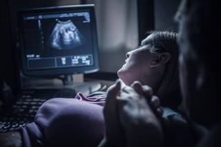 Offspring had an increased risk for neural and nonneural tube defects if the mother had asthma that resolved prior to pregnancy or had asthma during pregnancy, respectively. Offspring had an increased risk for neural and nonneural tube defects if the mother had asthma that resolved prior to pregnancy or had asthma during pregnancy, respectively.