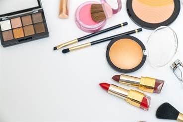 Chemicals Found in Personal Care Products Linked to Early Puberty in Adolescent Girls Chemicals Found in Personal Care Products Linked to Early Puberty in Adolescent Girls